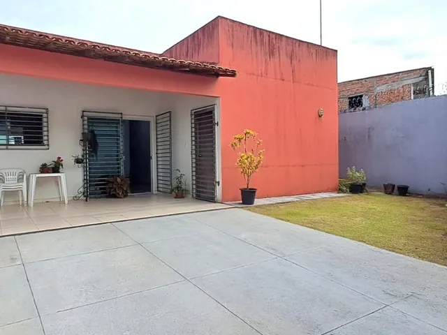 Imagem: CASA NA GUANABARA COM 03 SUÍTES E PISCINA
