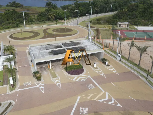 Imagem: Terreno à venda no bairro GUARAJUBA - Camaçari/BA