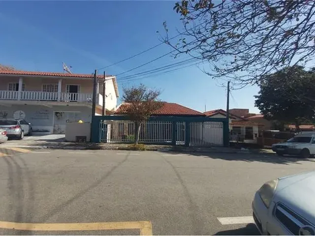 Imagem: Casa para Locação com 4 Quartos por R$