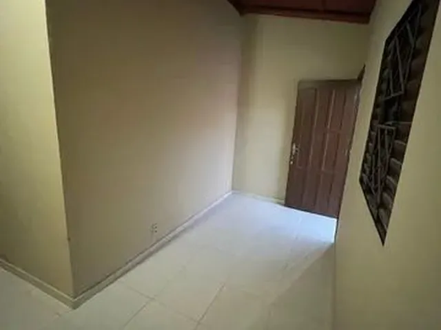 Imagem: Aluga-Se Kitnet Próximo a Principal do