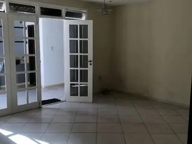 Imagem 6: Casa a 500M da Praia da Cinelândia