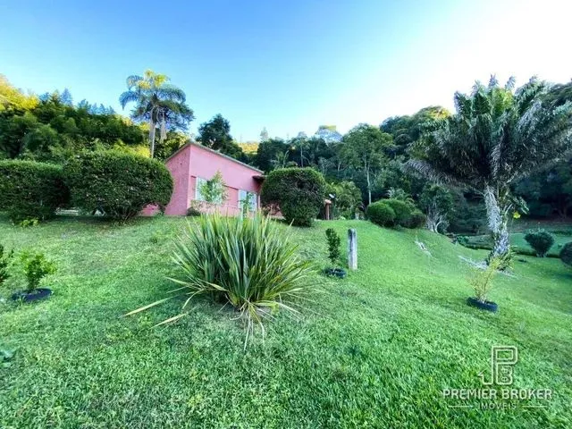 Imagem 11: Casa com 4 Dormitórios À Venda, 133 M² por R$ 1.350.000,00 - Golfe - Teresópolis/Rj