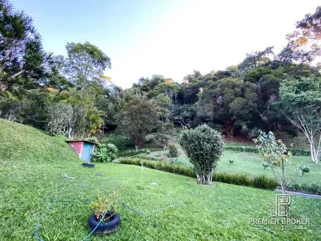 Imagem 16: Casa com 4 Dormitórios À Venda, 133 M² por R$ 1.350.000,00 - Golfe - Teresópolis/Rj