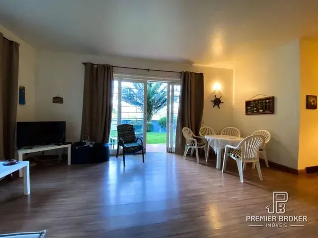 Imagem 9: Casa com 4 Dormitórios À Venda, 133 M² por R$ 1.350.000,00 - Golfe - Teresópolis/Rj