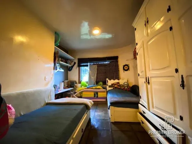 Imagem 4: Casa com 4 Dormitórios À Venda, 133 M² por R$ 1.350.000,00 - Golfe - Teresópolis/Rj