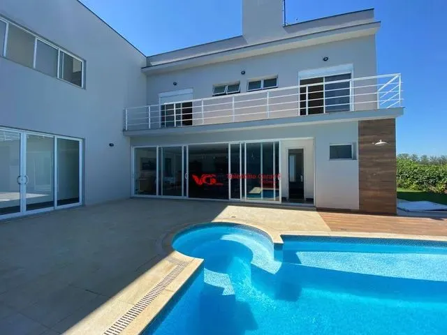 Imagem: Casa com 4 Dormitórios À Venda, 385 M²