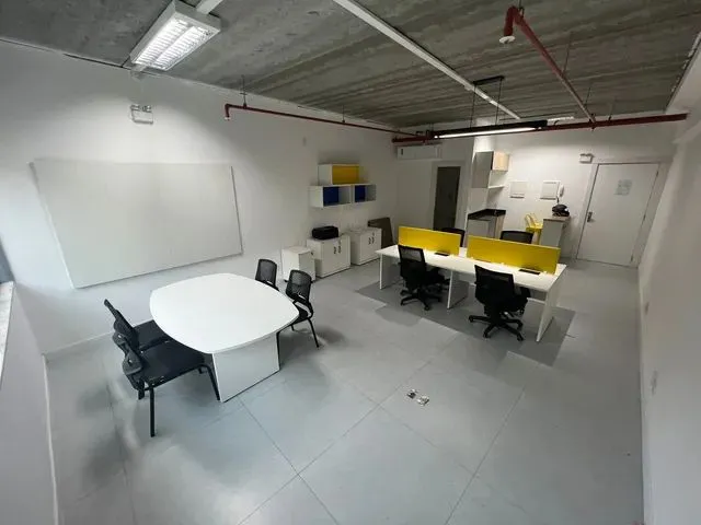Imagem: Aluguel Anual - Sala Mobiliada com Copa