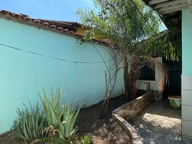 Imagem: Casa com Dois Barracao a Venda Setor Garavelo