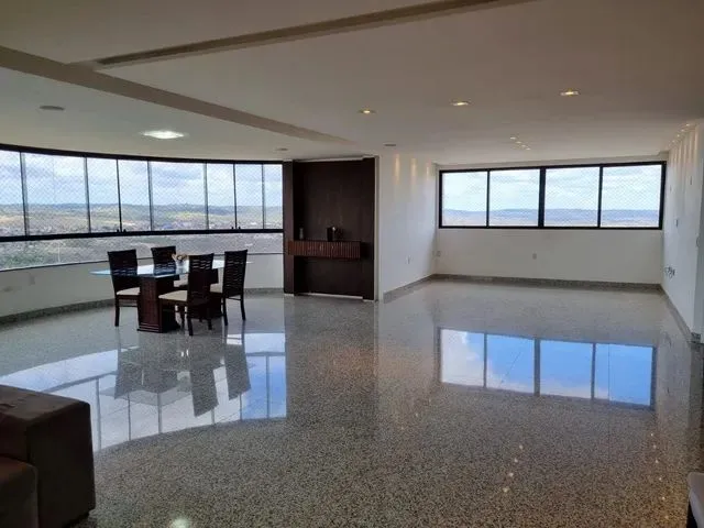 Imagem: Amplo Apartamento de 305M2, com 3 Suítes