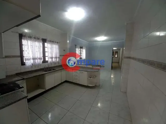 Imagem: Excelente Sobrado em Localização Privilegiada