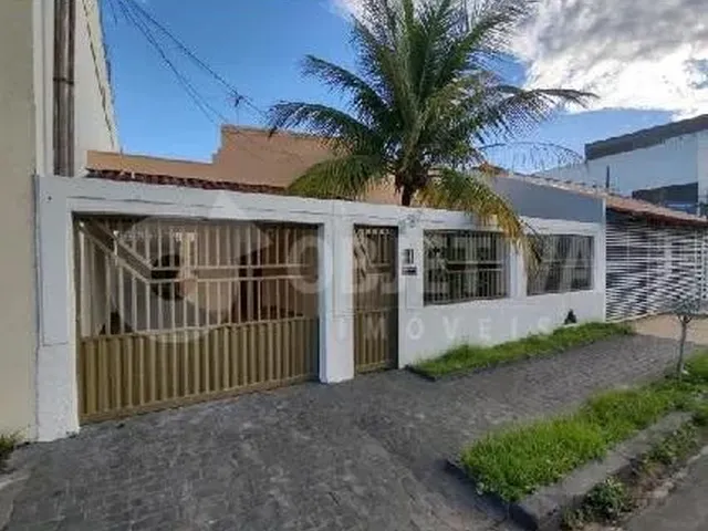 Imagem: Casa para Aluguel, 3 Quartos, 1 Suíte