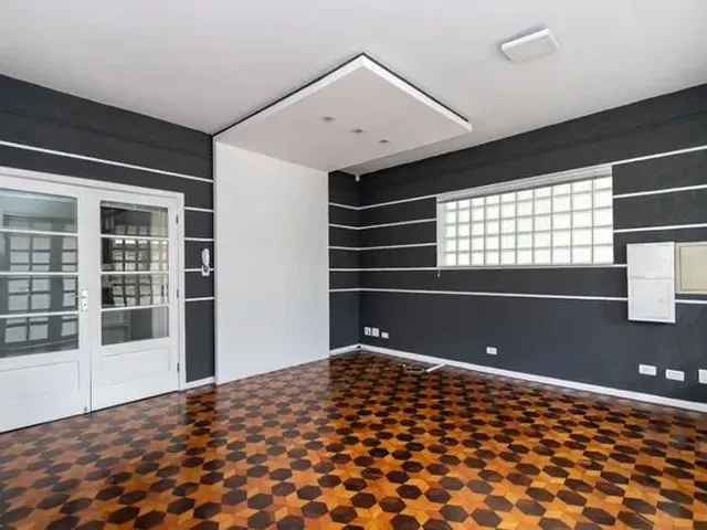 Imagem: Casa com 6 Dormitórios para Alugar, 250