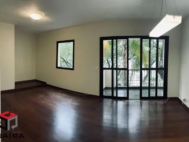 Imagem: O apartamento possui 4 Dormitórios, 4 Suítes, 5