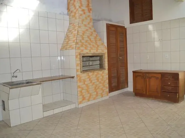 Imagem 7: Casa com Piscina Alto Padrão
