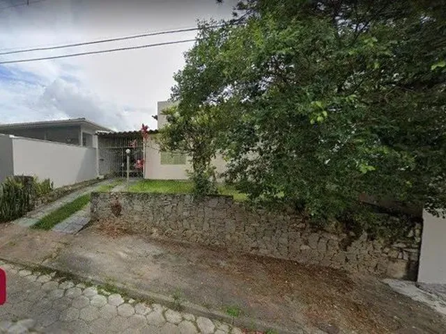 Imagem: Casa com 3 Quartos, com 233,00M²