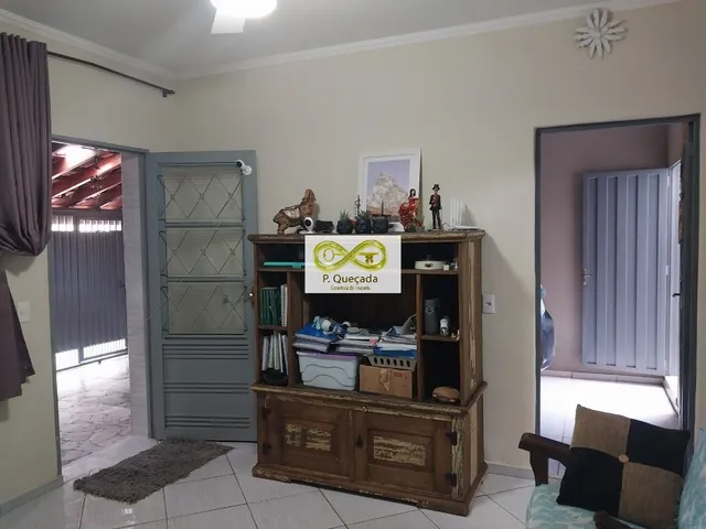 Imagem: Casa Disponível para Venda, com 03 Quartos