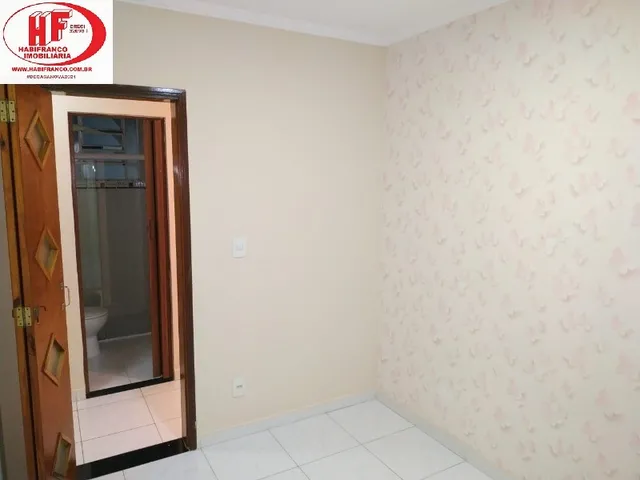 Imagem: O apartamento possui 2 Dormitórios, 1 Banheiro, 2 Vagas na