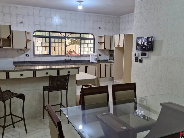 Imagem 3: Vende se casa na Estação