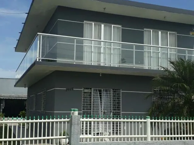 Imagem 6: SOBRADO COM 04 DORMITÓRIOS COM PISCINA