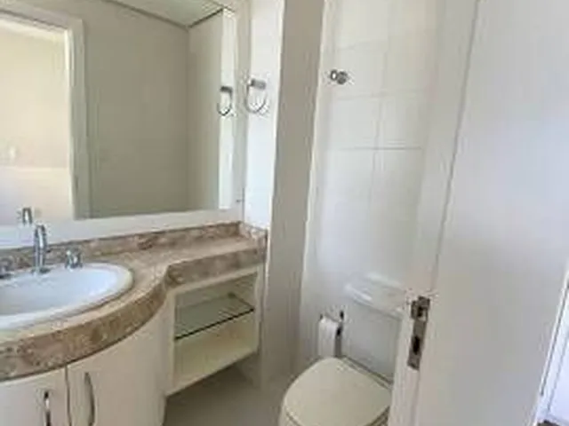 Imagem 11: Exclusividade no Centro de Florianopolis - 03 suites + 02 Vagas - Andar Alto e Desocupado