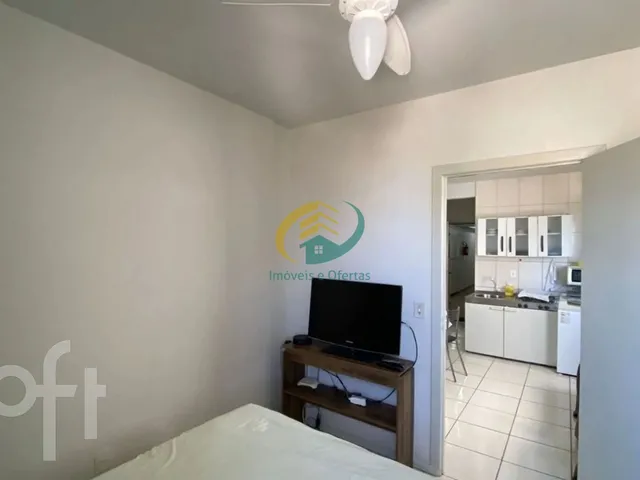 Imagem 11: Kit Padrão com Vista Mar - Centro de Florianopolis - Com vaga Coberta e Livre