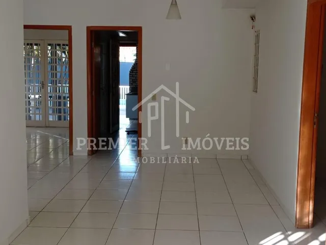 Imagem 4: Vendo Sobrado localizado no Jardim Itália, 4 quartos, 2 suítes, 1 suíte máster