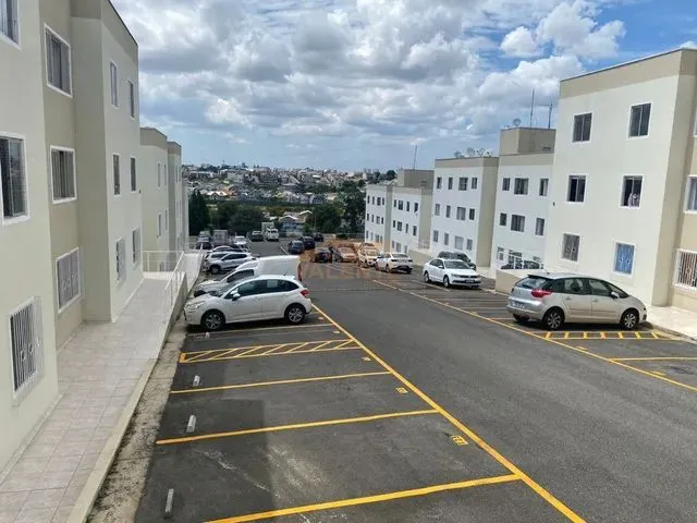 Imagem 1: Apartamento com 3 Quartos À Venda na Rua Nicolau Latchoc, 55, Campo Comprido, Curitiba