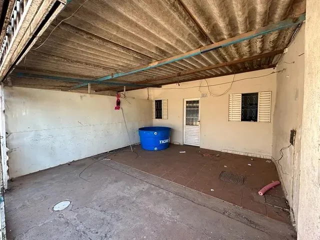 Imagem 10: Casa Simples de 2 Quartos na Qno 18