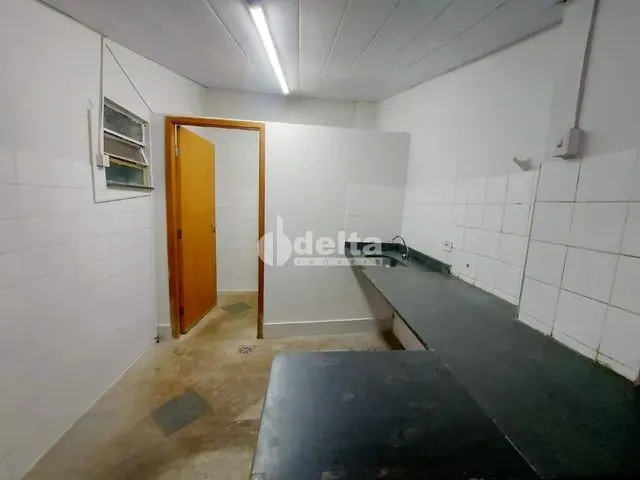 Imagem 2: Casa para Aluguel, 4 Quartos, Centro - Uberlândia/Mg