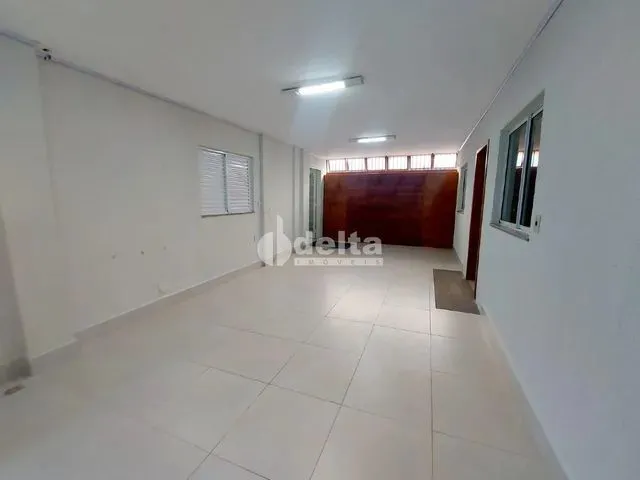 Imagem 3: Casa para Aluguel, 4 Quartos, Centro - Uberlândia/Mg