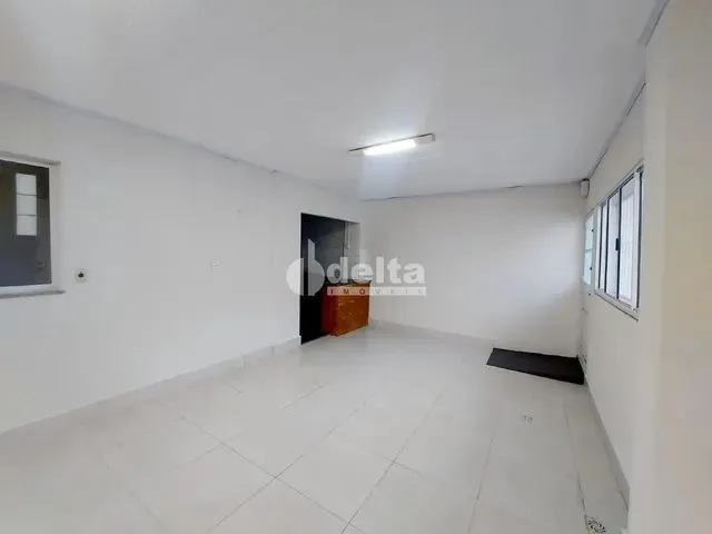 Imagem 4: Casa para Aluguel, 4 Quartos, Centro - Uberlândia/Mg