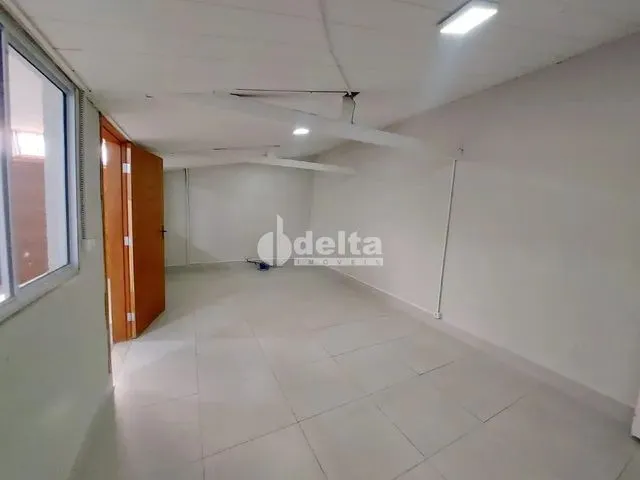 Imagem 5: Casa para Aluguel, 4 Quartos, Centro - Uberlândia/Mg