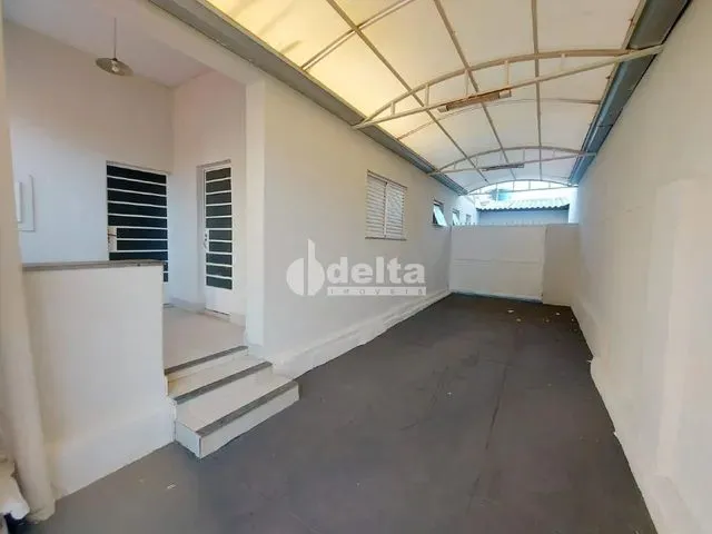 Imagem 8: Casa para Aluguel, 4 Quartos, Centro - Uberlândia/Mg