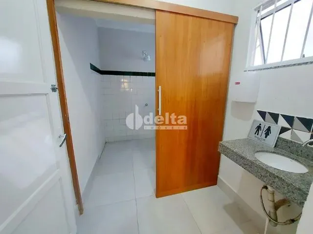 Imagem 9: Casa para Aluguel, 4 Quartos, Centro - Uberlândia/Mg