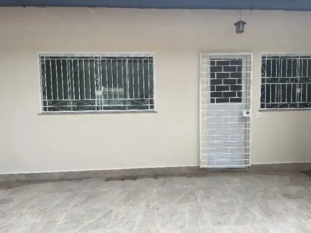 Imagem: Alugo Casa - Av. Efigênio Sales - Condomínio