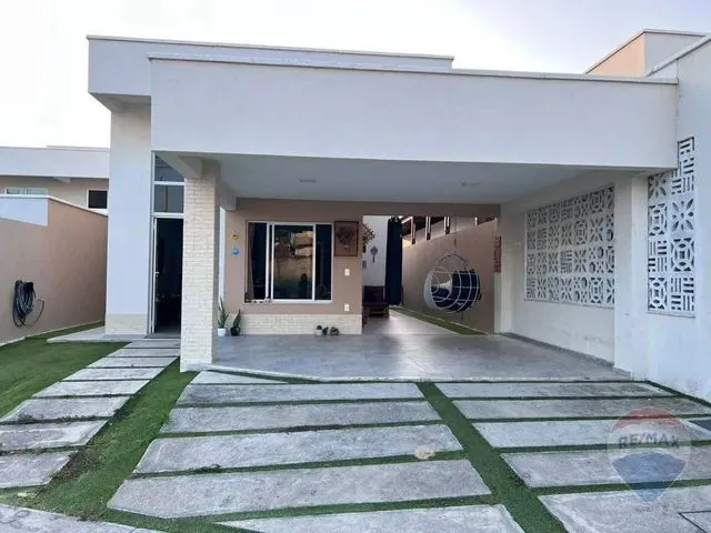 Imagem: Casa Plana com 3 Quartos em Condomínio