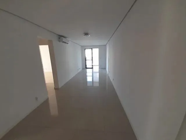 Imagem 8: Apartamento de 2 Quartos para Alugar no Bairro Campeche