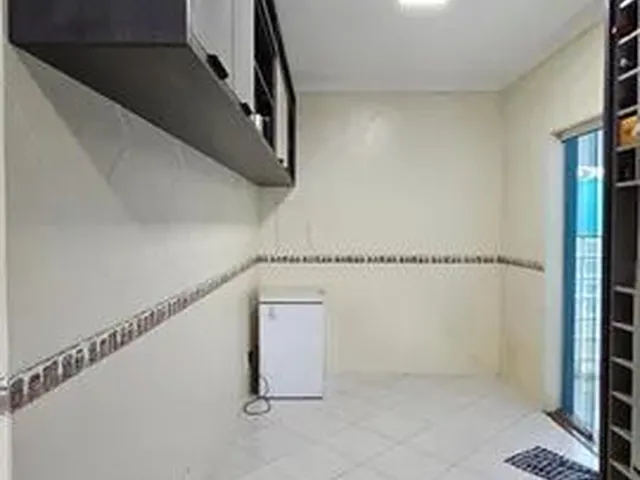 Imagem 12: Cond. Ponta Negra 1. Alugo Casa Mobiliada com 3 Suites, Sala para 3 Ambientes e 3 Vagas