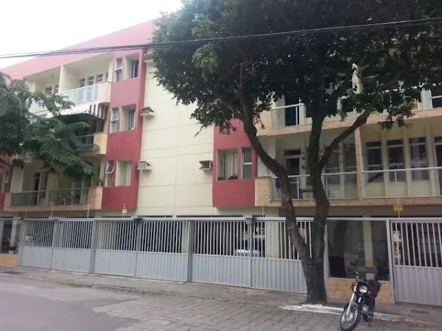 Imagem 1: Apartamento em Itapuã, 2 Quartos Mais Dependência
