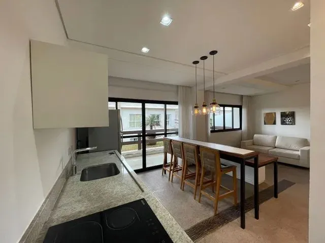 Imagem: O studio possui 1 Dormitório, 1 Suíte, 1 Banheiro, 2
