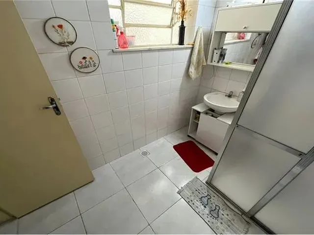 Imagem 5: Apartamento Térreo de 2 Quartos com Sala, Cozinha e Banheiro, com Área Externa Pequena