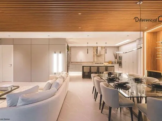 Imagem 14: Apartamento com 3 Dormitórios À Venda, 171 M² por R$ 2.310.000,00 - Juvevê