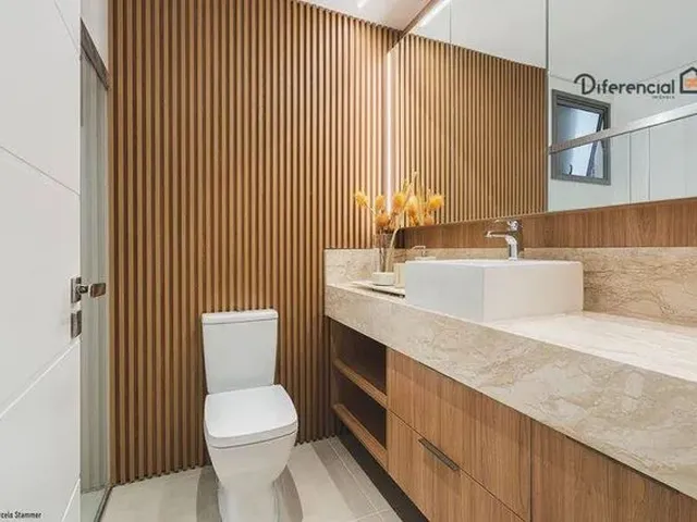 Imagem 2: Apartamento com 3 Dormitórios À Venda, 171 M² por R$ 2.310.000,00 - Juvevê