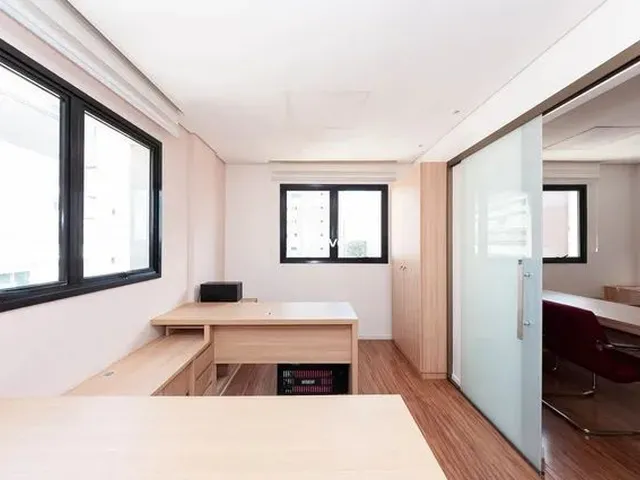 Imagem: Sala em Condomínio de Alto Padrão no Bigorrilho