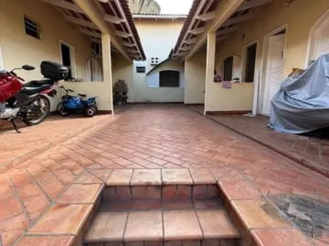 Imagem 6: Condomínio com 7 Apartamentos