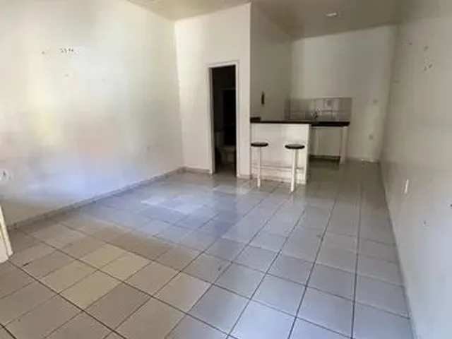 Imagem 2: Condomínio com 7 Apartamentos