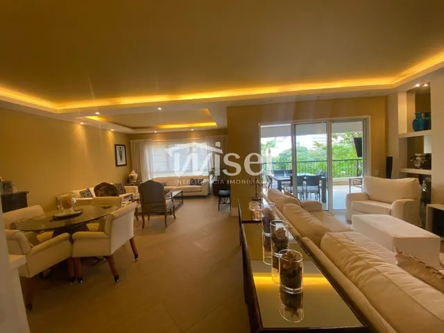 Imagem: O apartamento possui 5 Dormitórios, 5 Suítes, 6