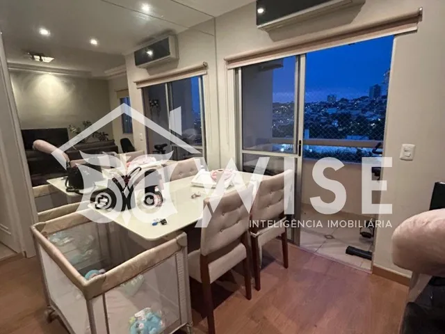 Imagem: Apartamento com 2 Dormitórios e Varanda