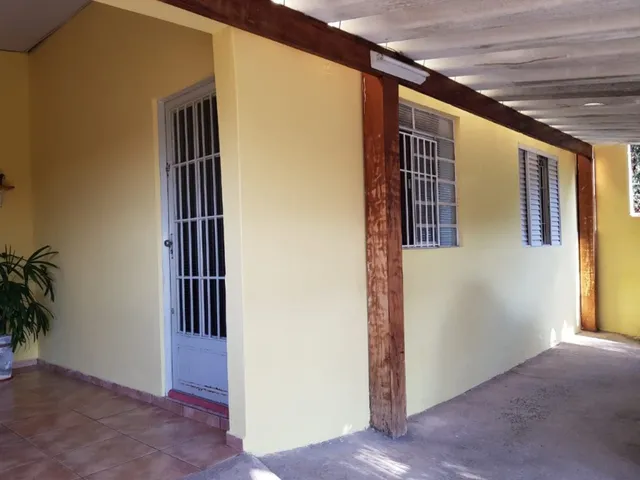 Imagem 3: Casa com edícula 2 pavimentos, cada um deles com Quarto, sala, cozinha e banheiro, Jd