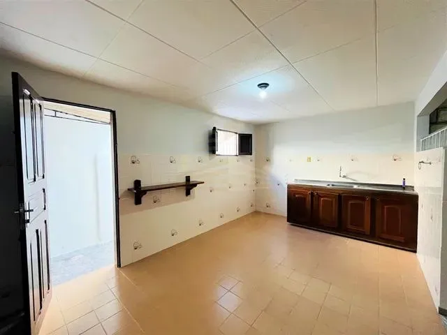 Imagem 5: Casa para Aluguel, 146M² Área Construída, com 3 Quartos em Ipês - João Pessoa - Pb